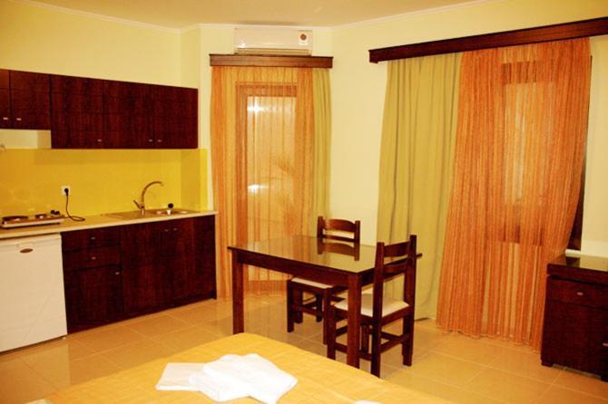 Sandy Suites Kalamaki Εξωτερικό φωτογραφία