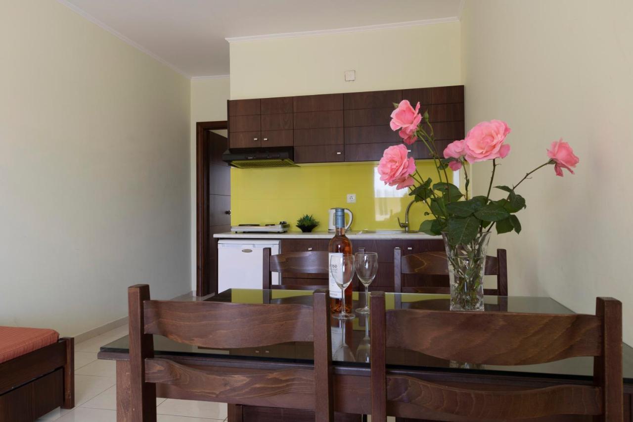 Sandy Suites Kalamaki Εξωτερικό φωτογραφία