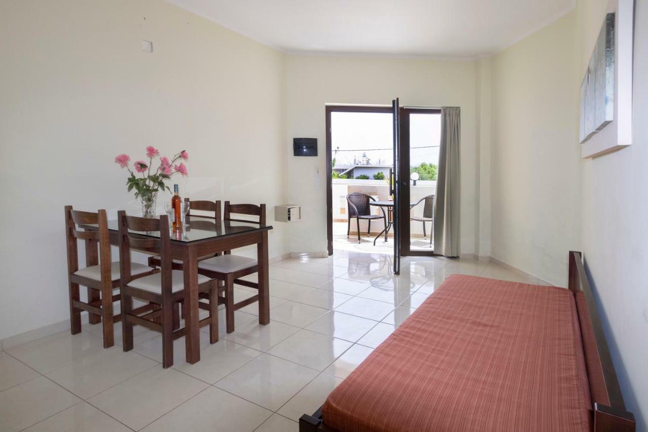 Sandy Suites Kalamaki Εξωτερικό φωτογραφία