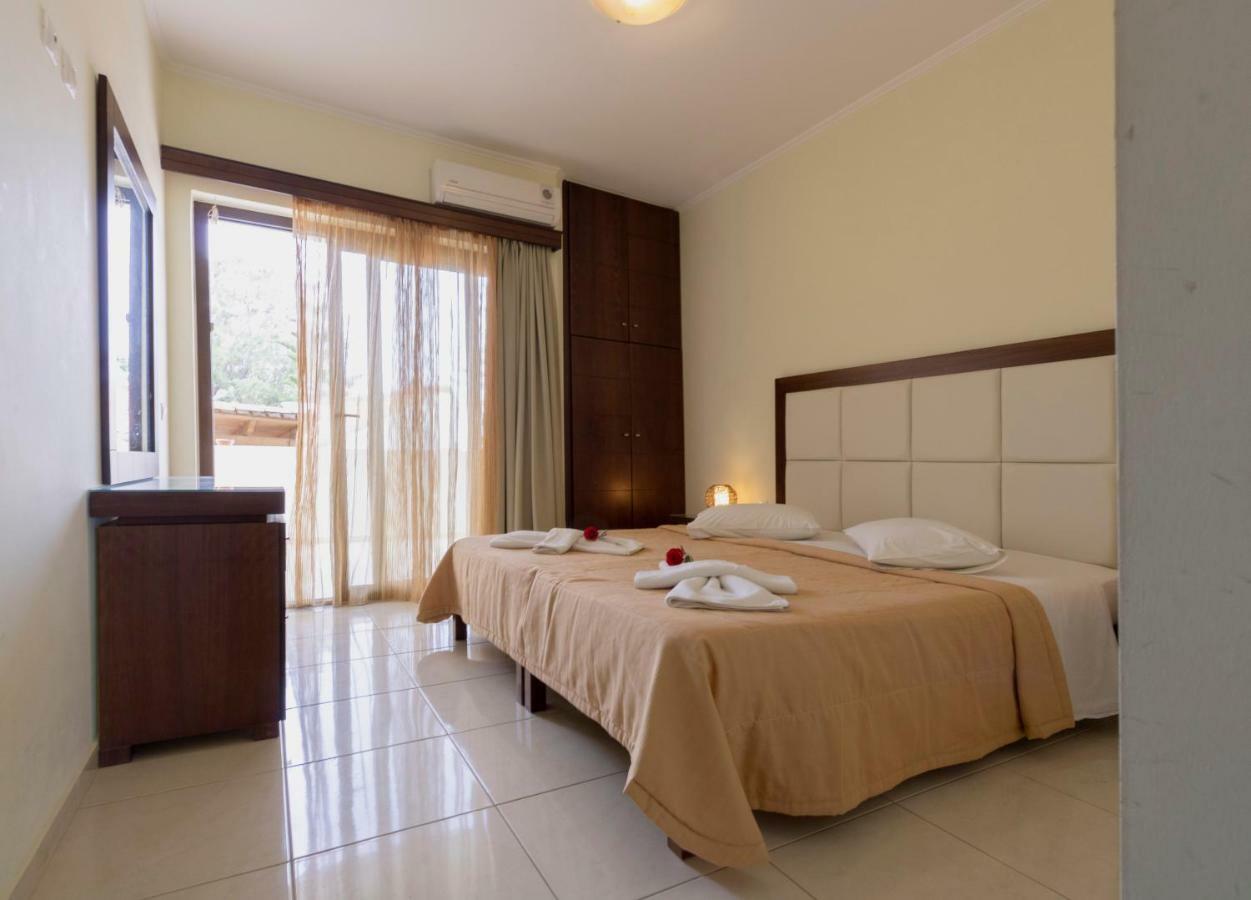 Sandy Suites Kalamaki Εξωτερικό φωτογραφία